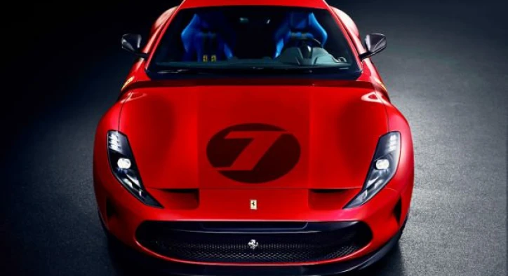 Ferrari'nin Eşsiz Aracı Omologata Tanıtıldı